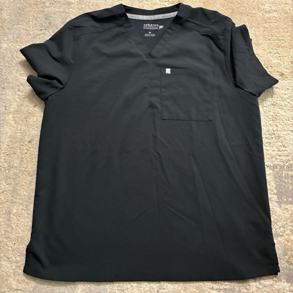 Fabletics Black Scrub Top Size XL